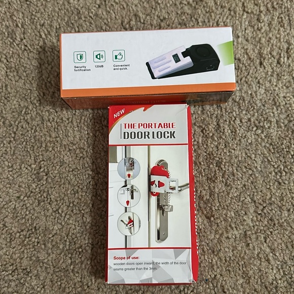 Portable Door Lock & Door Stop Alarm, Dual Protection Security Door Safety - Picture 2 of 10